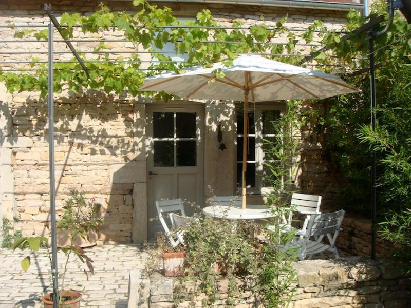 Bed and Breakfast L'Atelier Du Relais Laives Екстер'єр фото