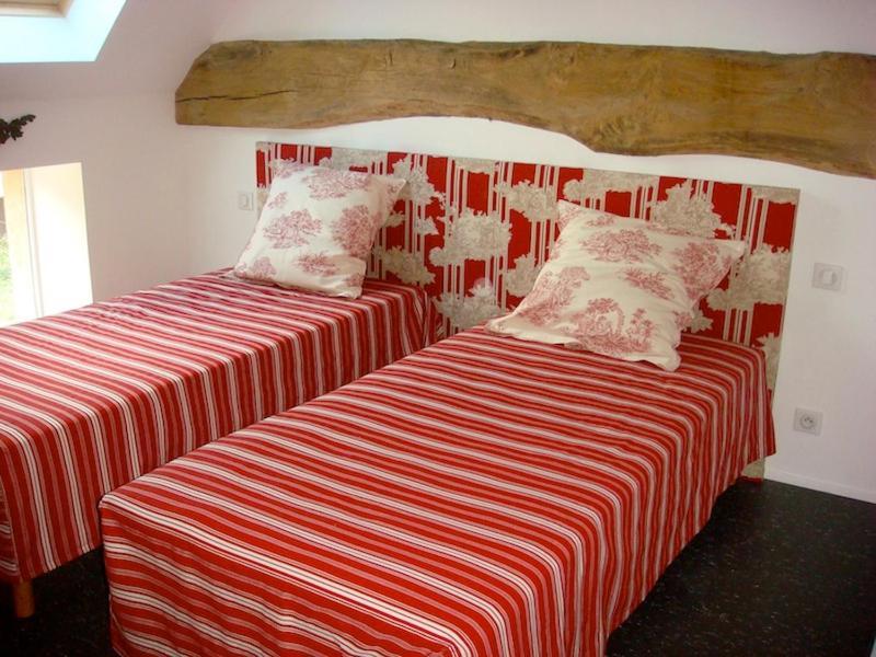 Bed and Breakfast L'Atelier Du Relais Laives Екстер'єр фото